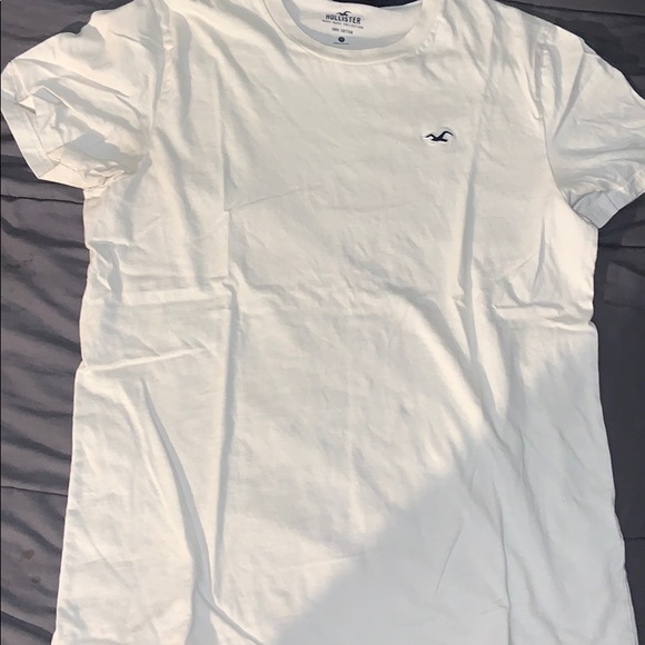 White hollister basic tee - Picture 1 of 2